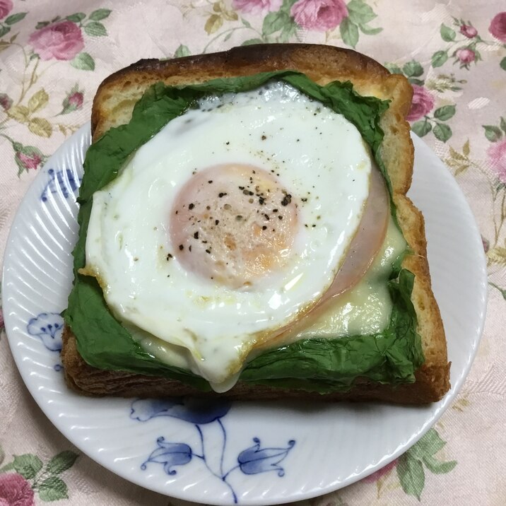 ハムエッグトースト